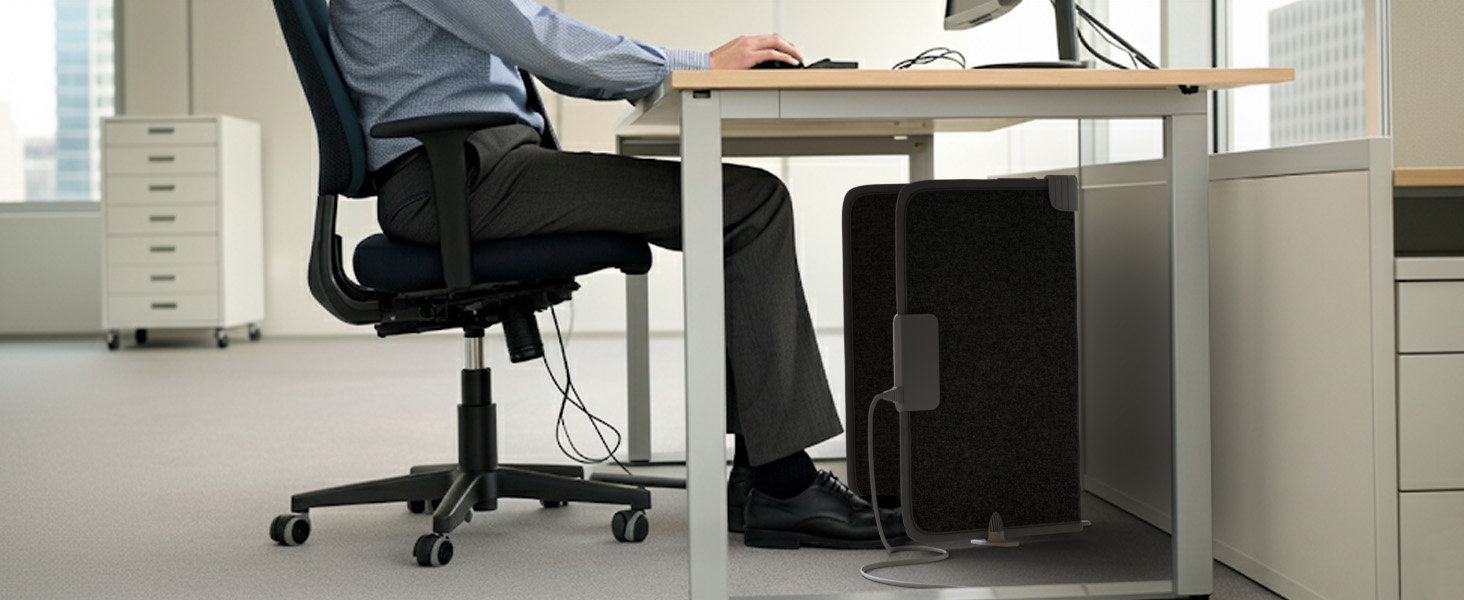 Heizpaneel vor Sofa für warme Füße