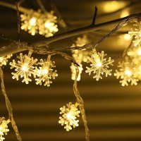 Lichterkette Schneeflocken 40 LED 6M, 2 Beleuchtungsmodi, Batteriebetrieben, Weihnachtsdeko beleuchtet, Weihnachtsfenster Beleuchtung, Weihnachts Tischdeko, Winterdeko drinnen, Outdoor Lichterkette Weihnachten