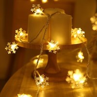 Lichterkette Schneeflocken 40 LED 6M, 2 Beleuchtungsmodi, Batteriebetrieben, Weihnachtsdeko beleuchtet, Weihnachtsfenster Beleuchtung, Weihnachts Tischdeko, Winterdeko drinnen, Outdoor Lichterkette Weihnachten